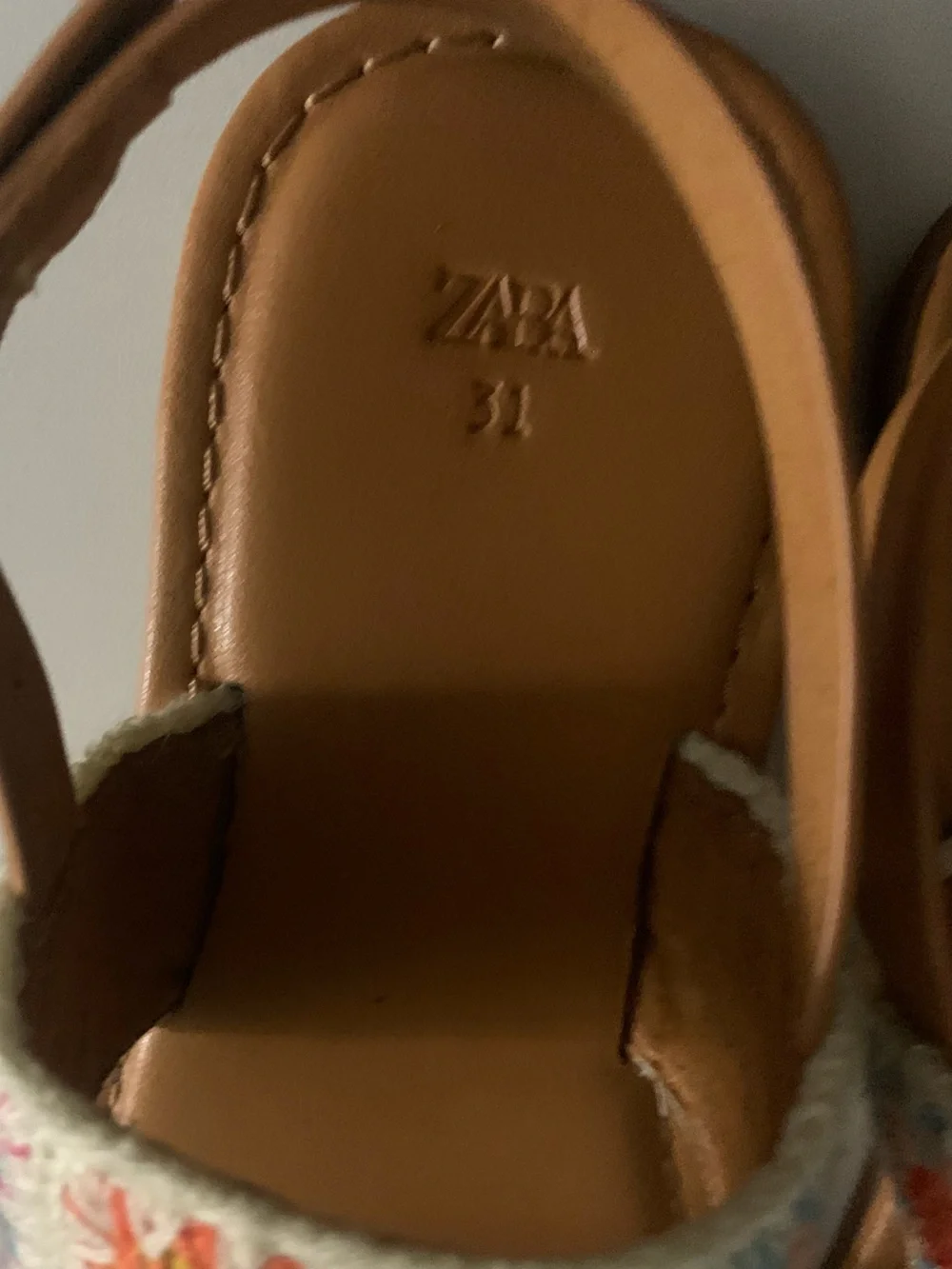 Zara Tan Leather Sandals with Multicolor Crochet Straps Girl 13
